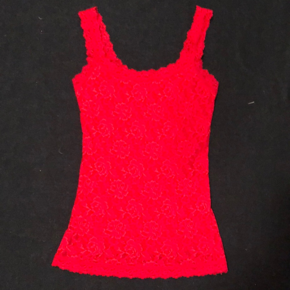 Lace fitted tank